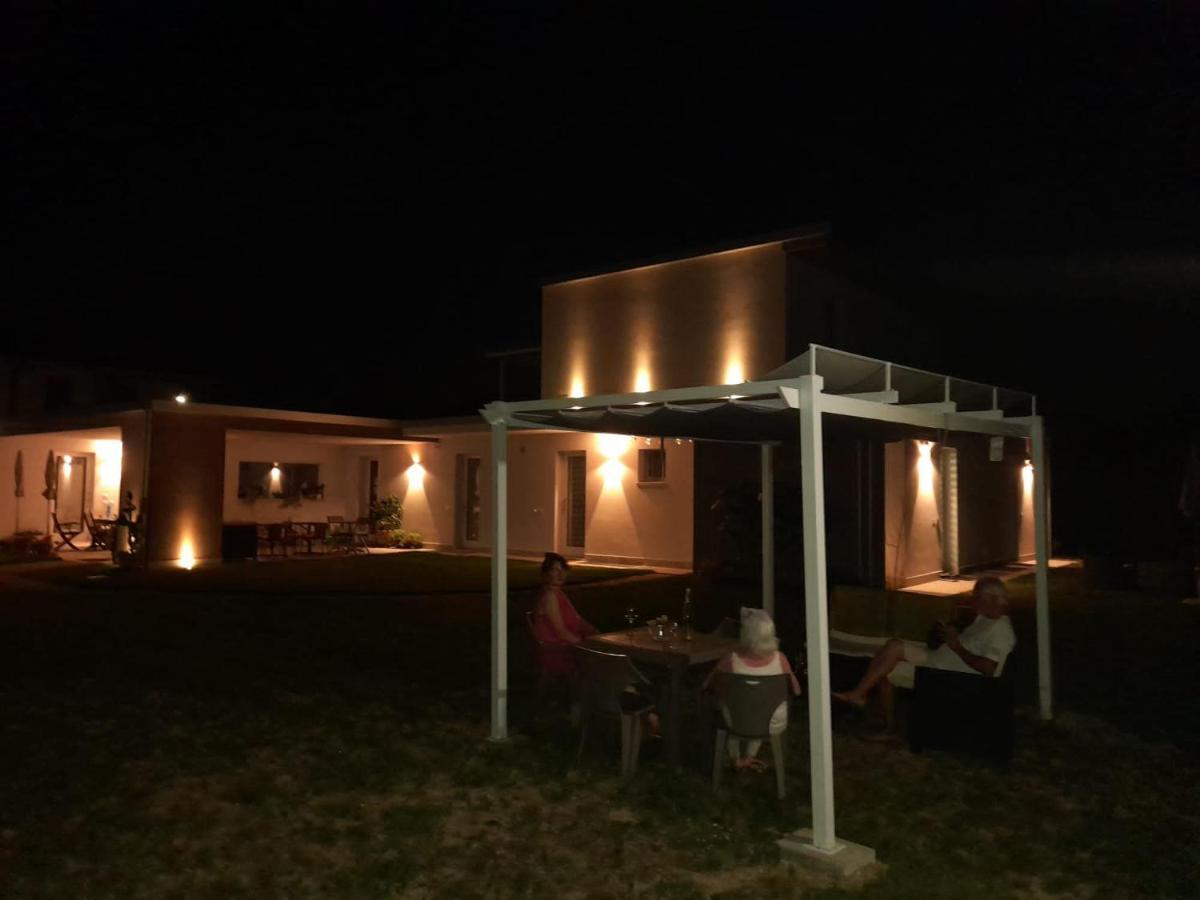 I Broletti Del Garda Hotel Pacengo Di Lazise Exterior photo